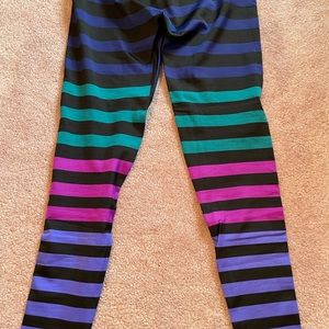 K.deer striped leggings size L ankle